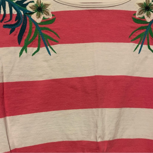 NWT - Juicy Couture - Pink & White Striped Hibiscus 3/4 Sleeved Top — Size: XL - Picture 2 of 8